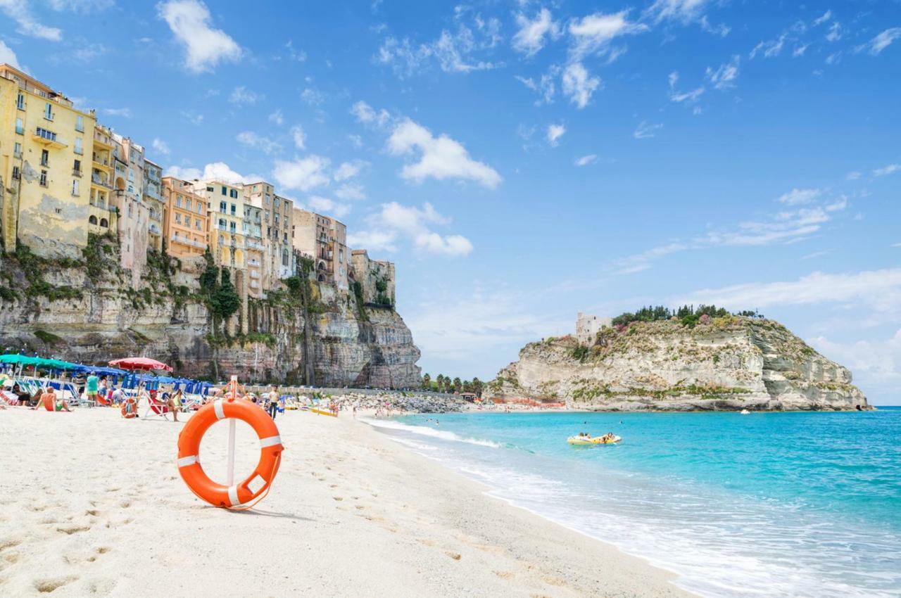 Flowery Tropea Apartment Extérieur photo